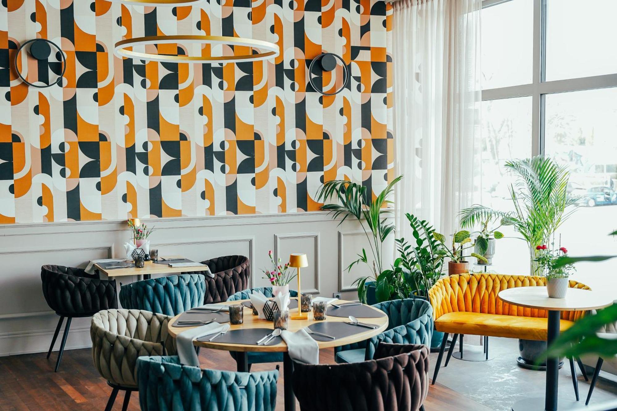 Hotel Tarnovia Tarnow Bagian luar foto